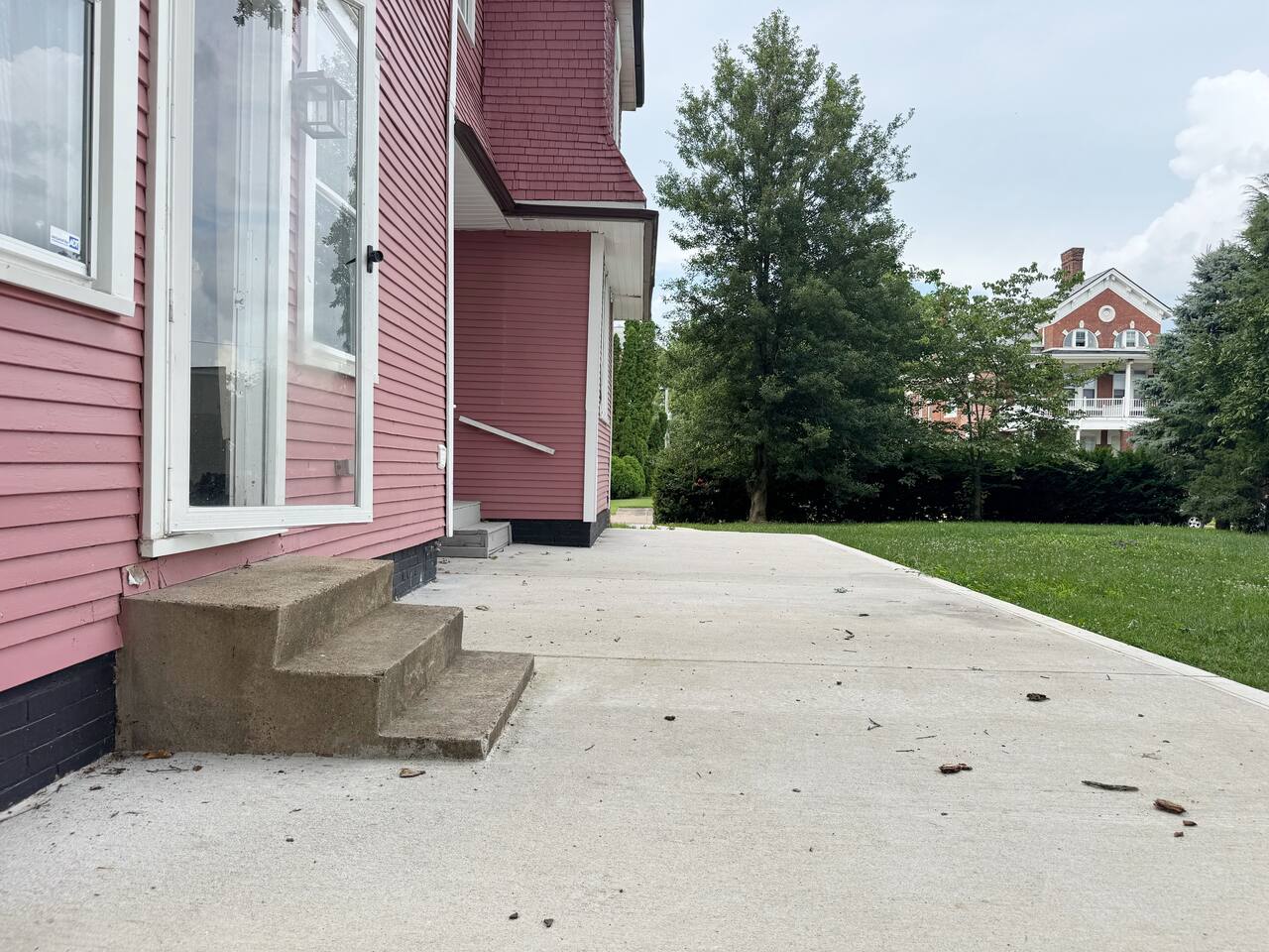 Victorian Holiday Home in Haynes Corner Arts District