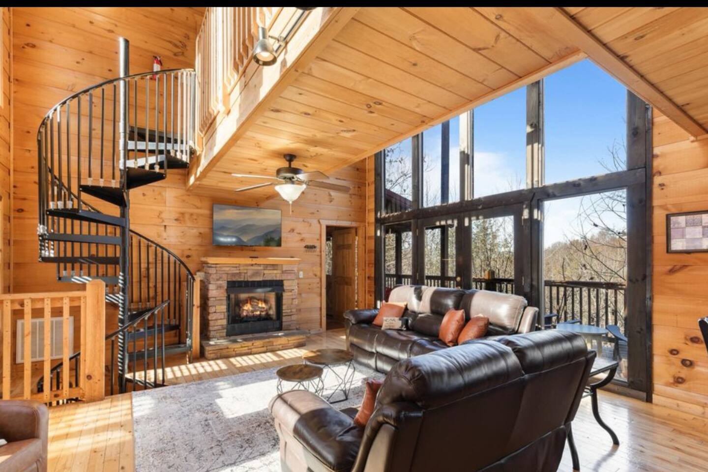 Pigeon Forge Getaway | Hot Tub | Game Room