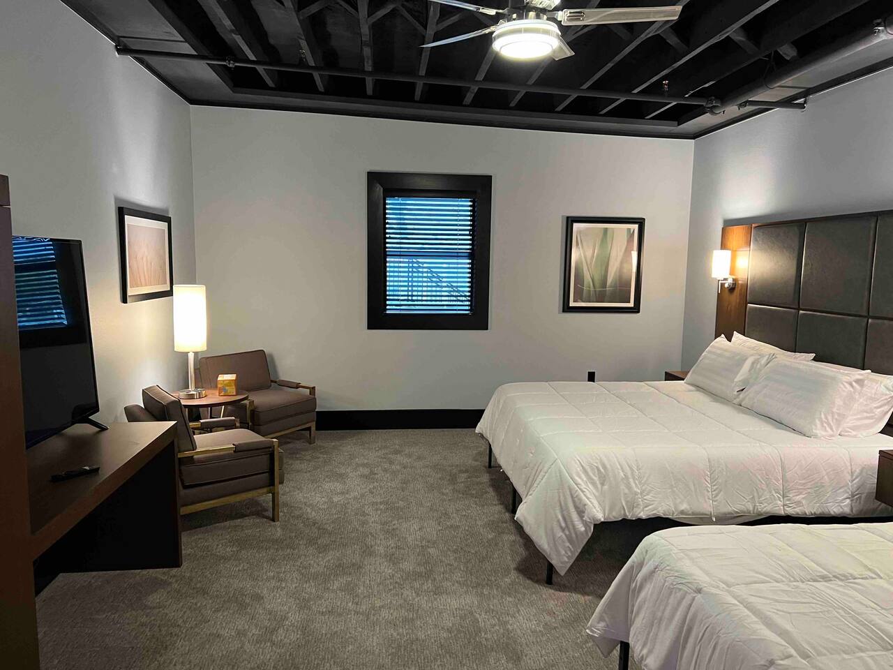 Little Brick Inn / Route 66 Double King Suite 39