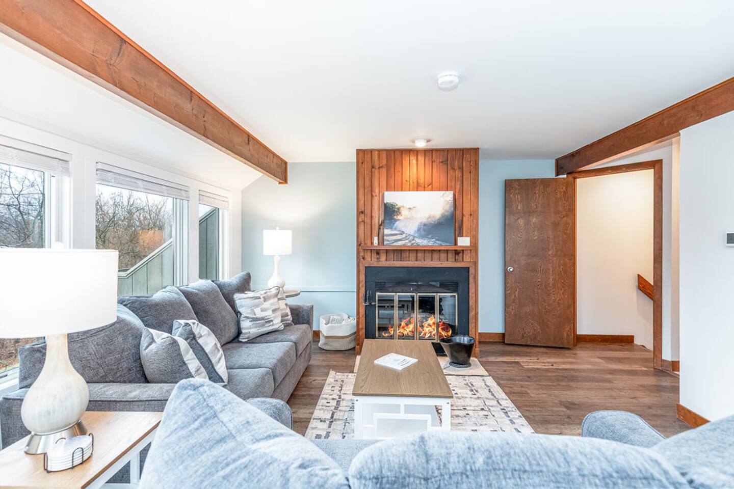Charming 3B3B | Access to indoor and outdoor pools