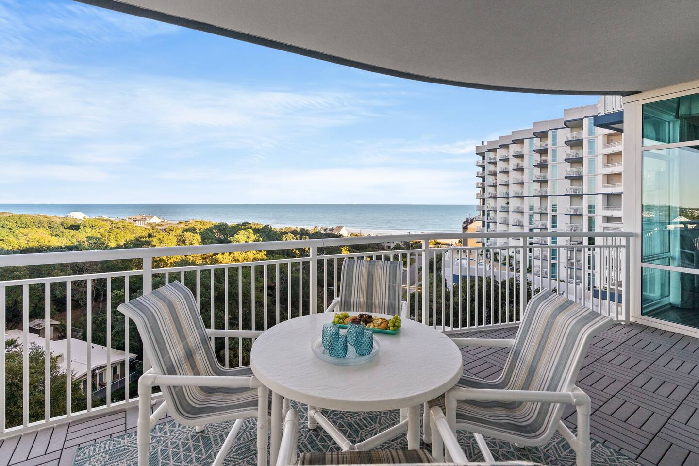 Oceanview Condo w/ Balcony – Steps to the Beach!
