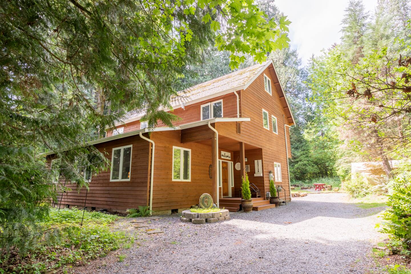 Magical Private Forest House w/Hot Tub