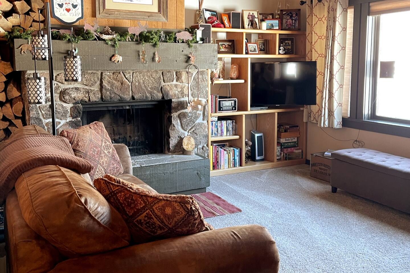 Cozy Condo with Valley Views - MYMT Properties