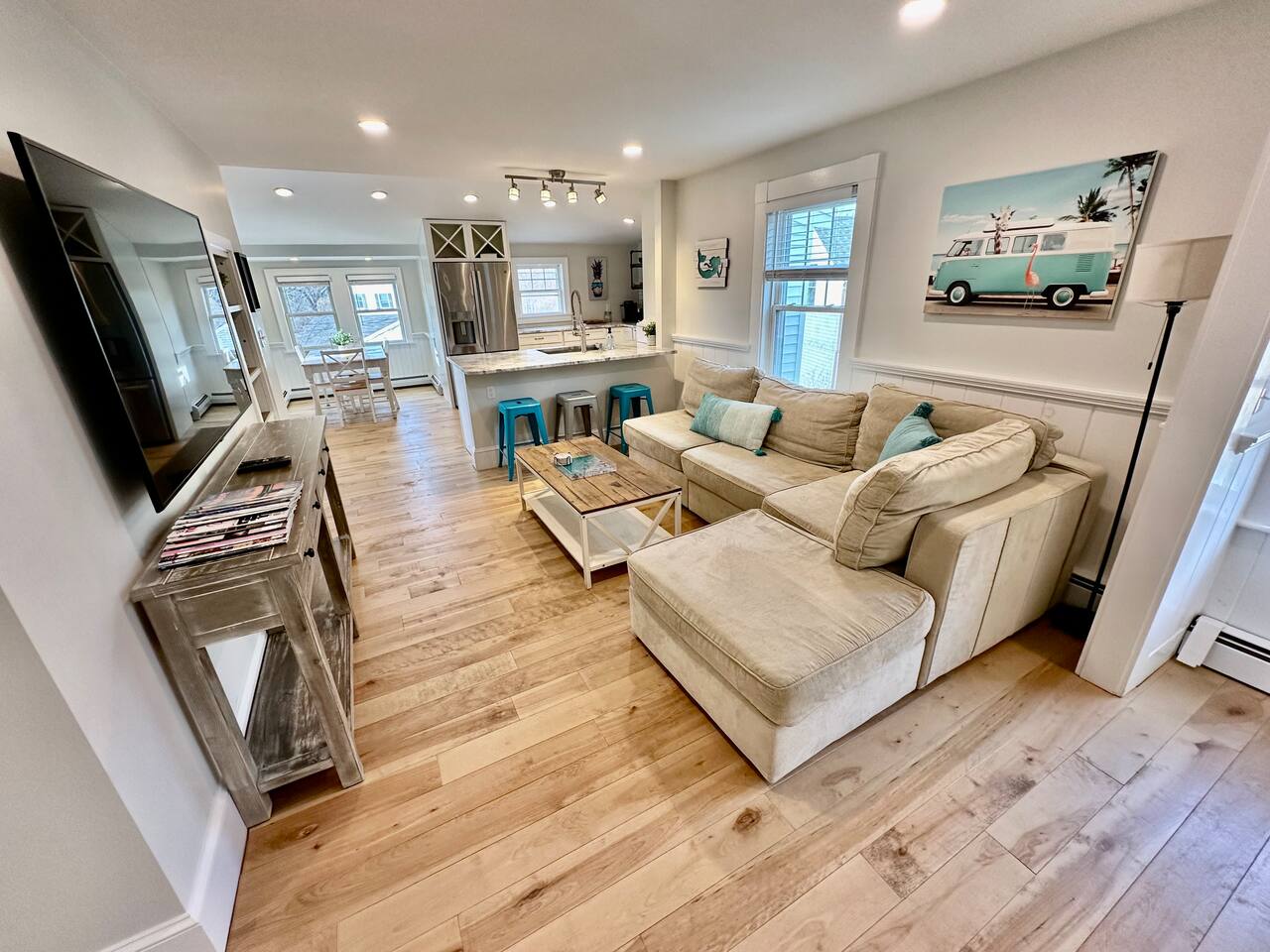 Bluebird | Walk to town, Beach Passes, Pickelball