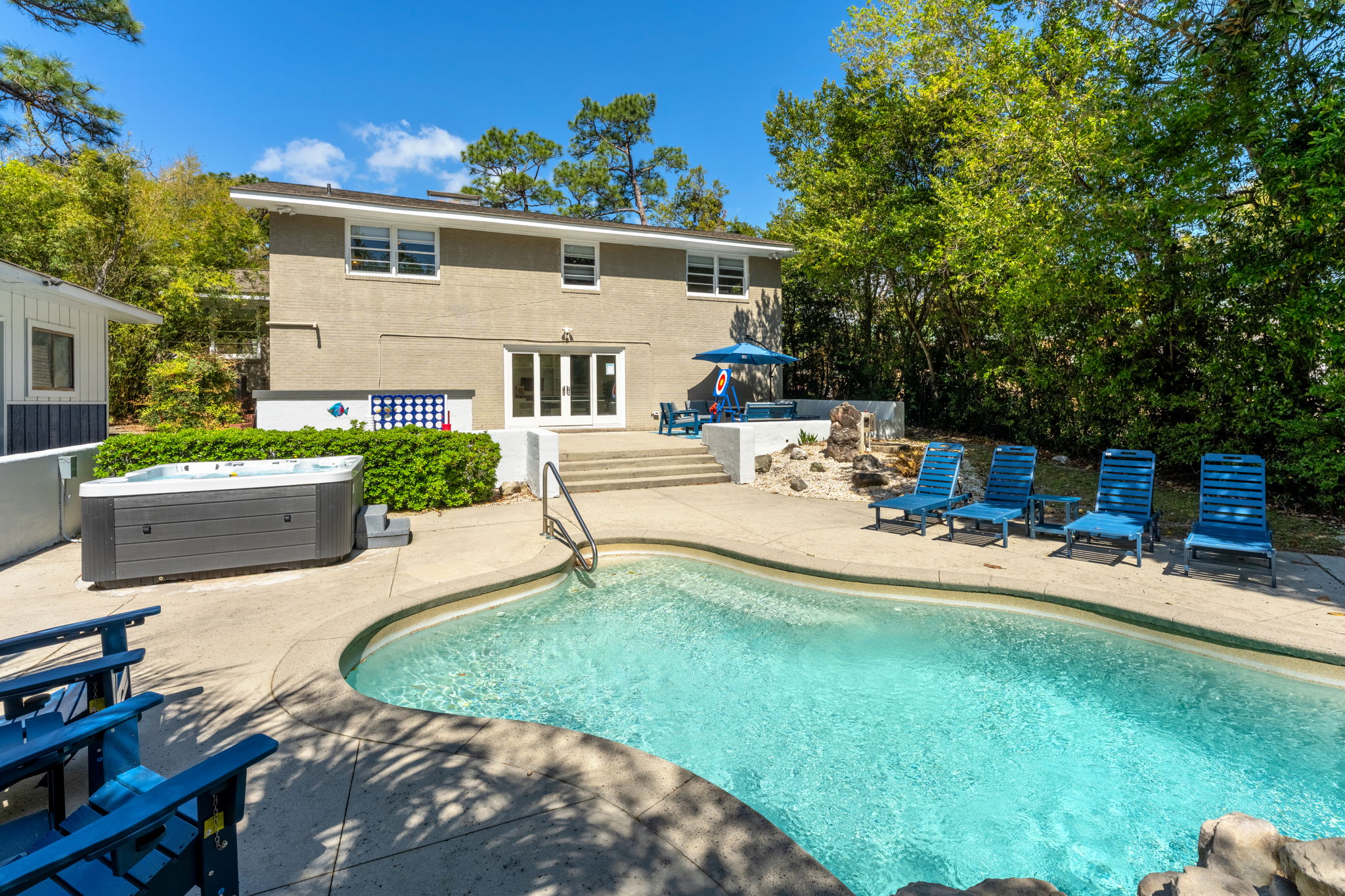 Eden Oasis ~ Hot Tub, Pool, PS4, Ping Pong Table