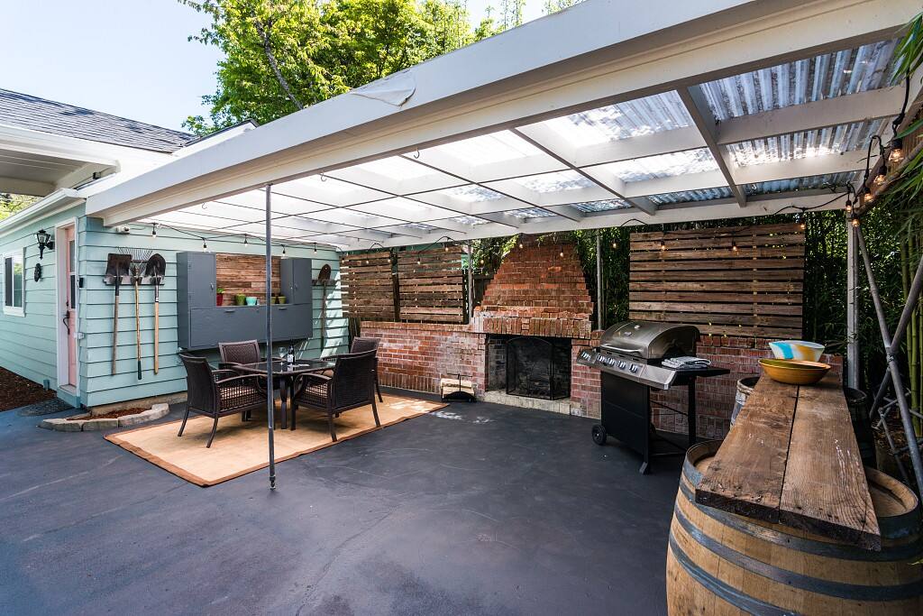 1939 Vintage House~Linfield/Downtown, Dog-Friendly