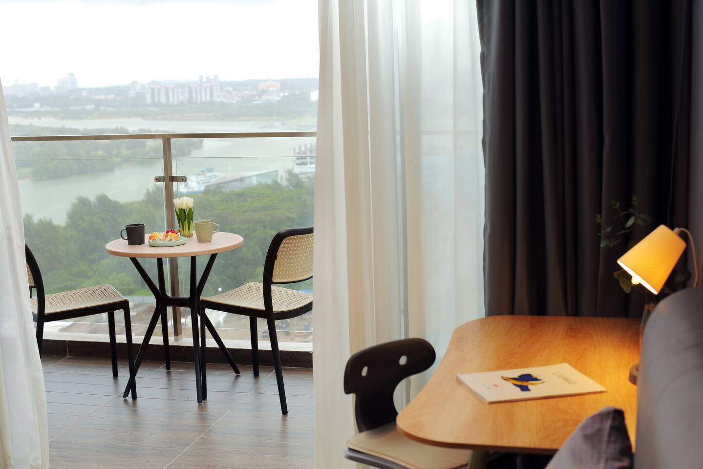 Danga Bay 3BR Urban Oasis - 200m to Beach - Mall