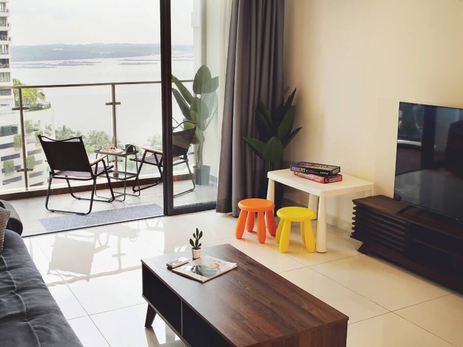Danga Bay 3BR - Secret Lounge | Netflix | Dryer