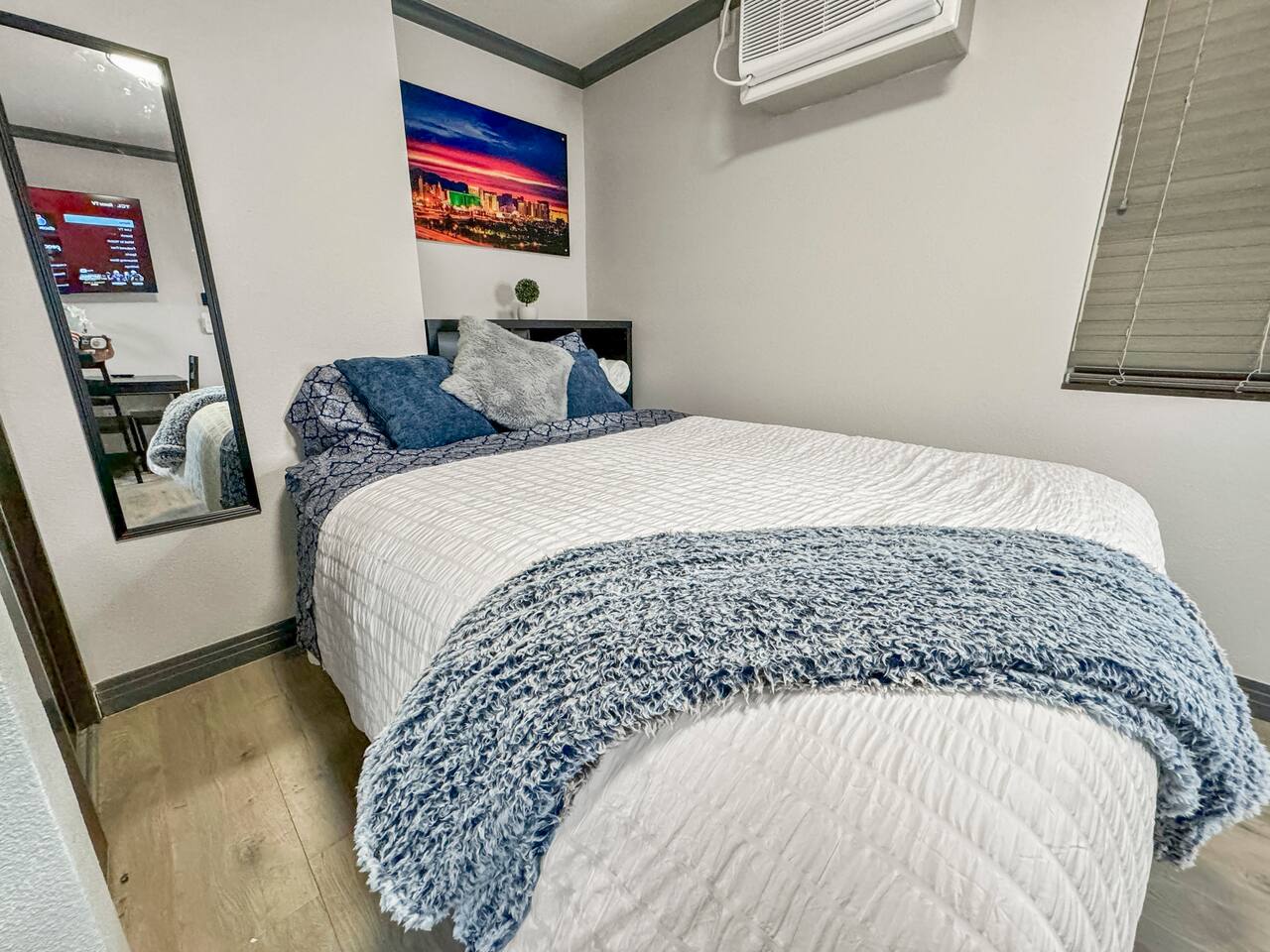 New Condo: Only Steps to Fremont