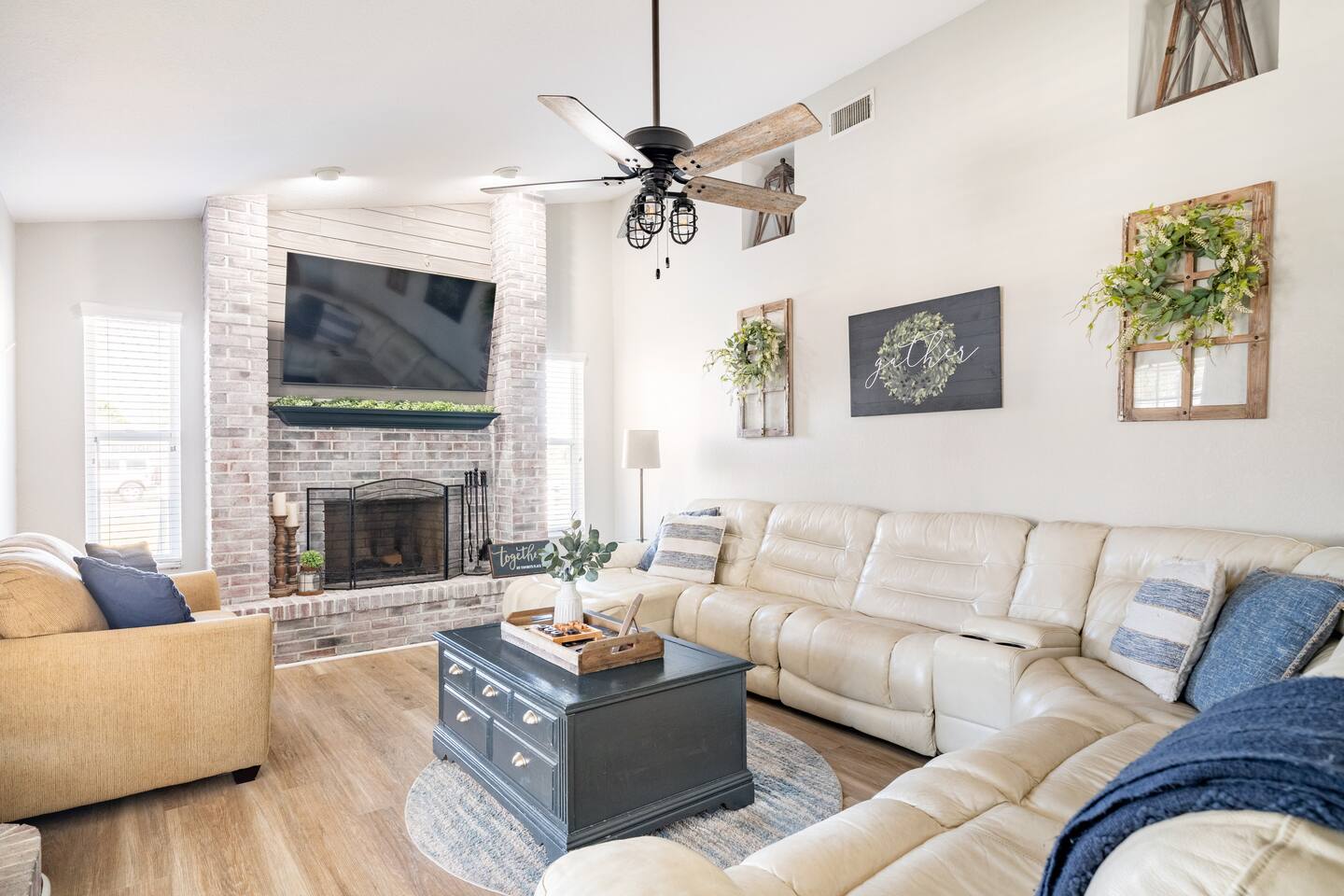 Lake Retreat w/Pool & Hot Tub near Bok tower