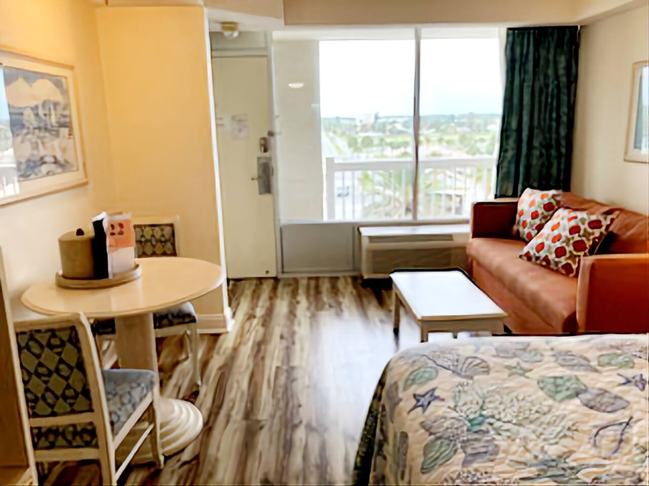 Cozy Daytona King Deluxe Studio