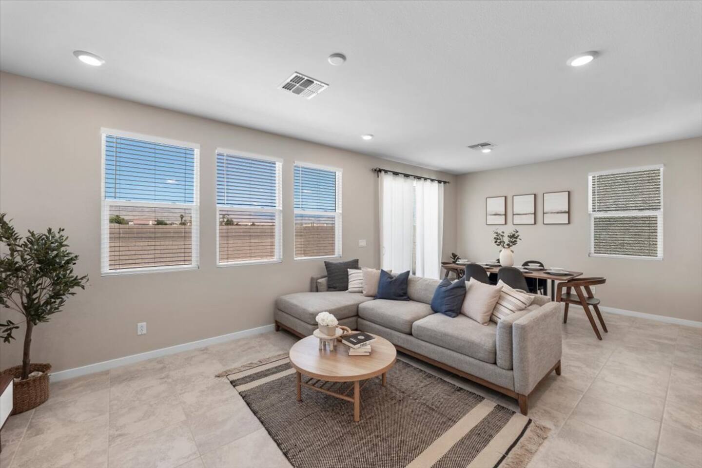 The Grove702 * 3BR + LOFT Gated • Pet Friendly