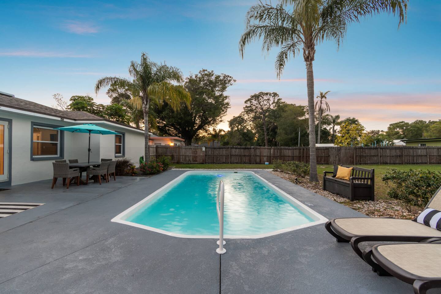 Family/Group Getaway w/ Pool Near Clearwater Beach