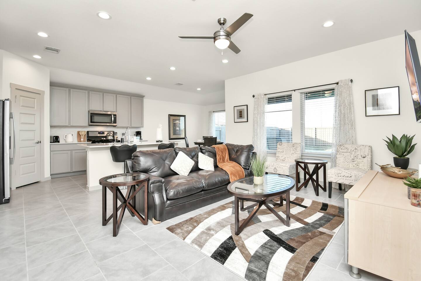 Exquisite 3 Bedroom Home in Katy