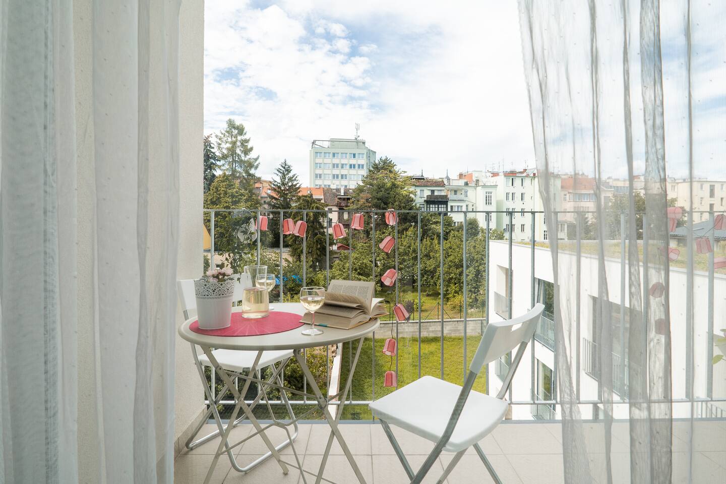 Garden View Studio with a balcony (self check in)