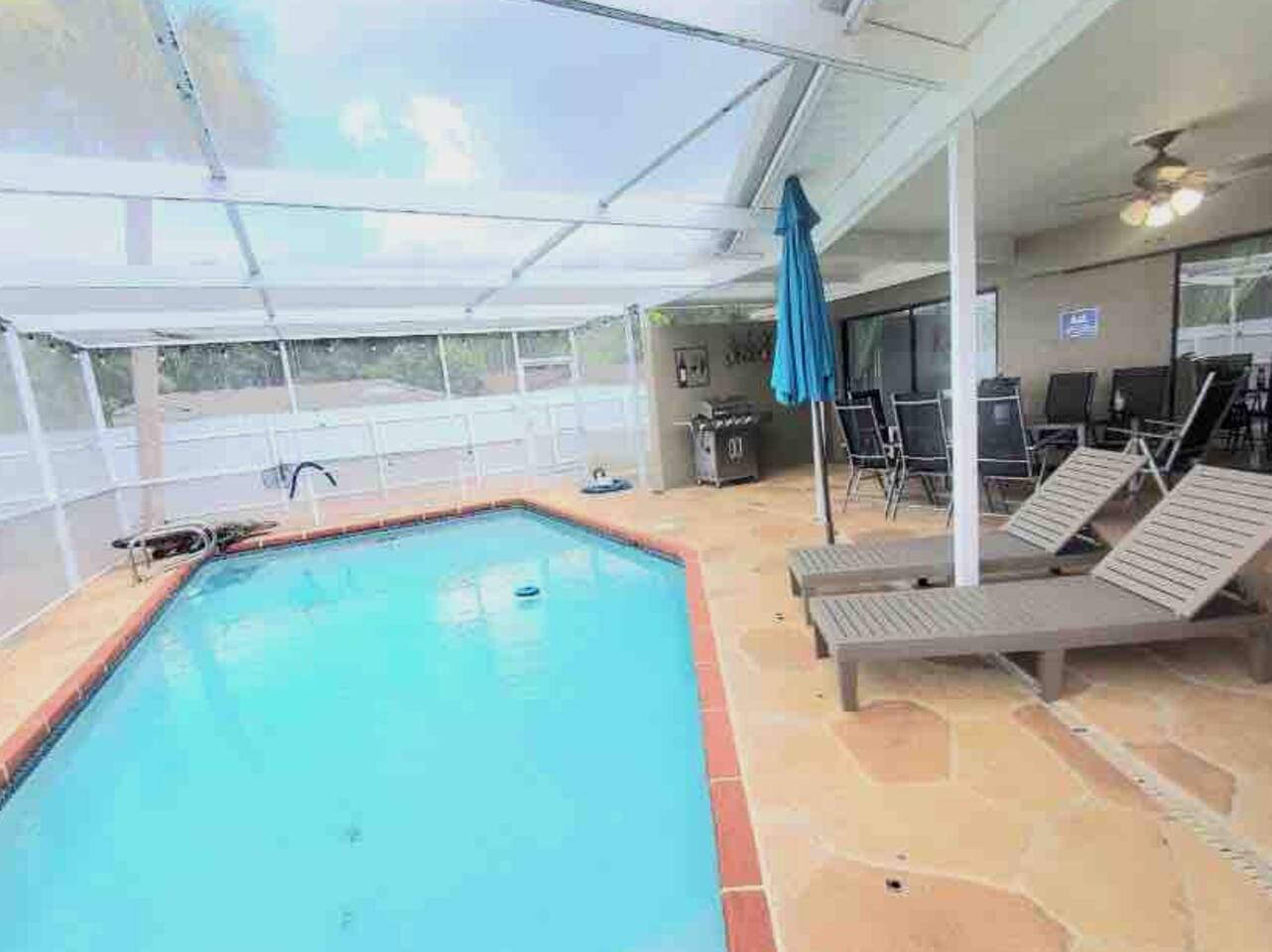 5Beds/Pool/Grill/Billiards/Tampa/Near Airport