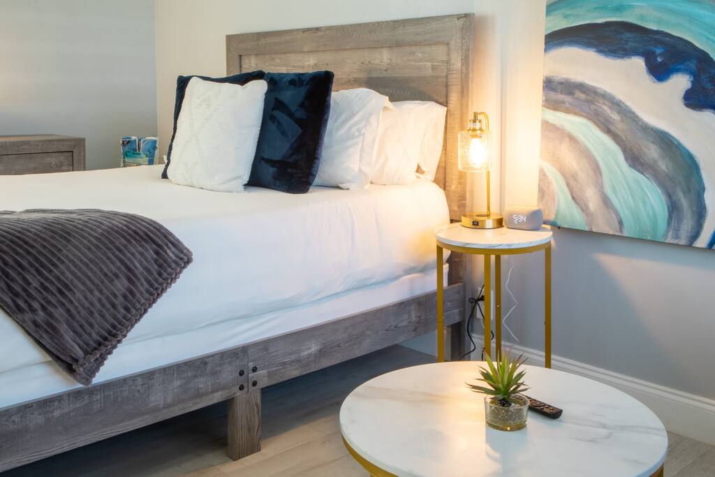 Oceano Suites - Deluxe Queen Room