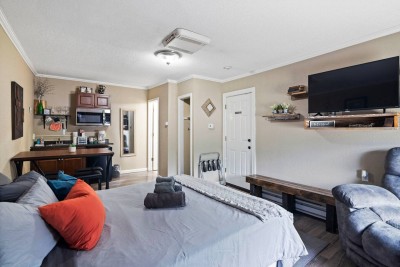Oliver Sparks - Apt 15 rental in Paola