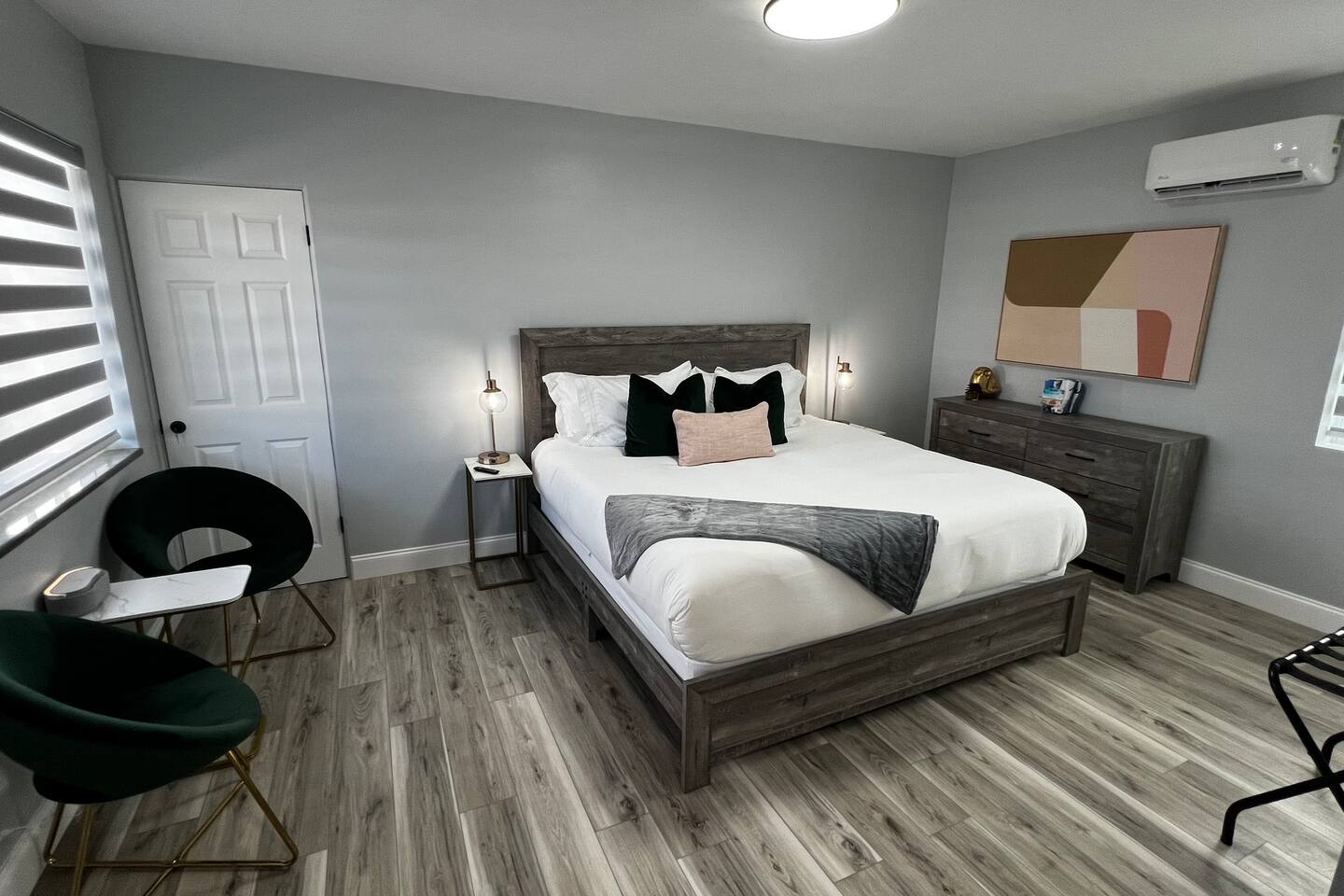 Stylish Boutique Hotel - King Suite - Oceano Suites