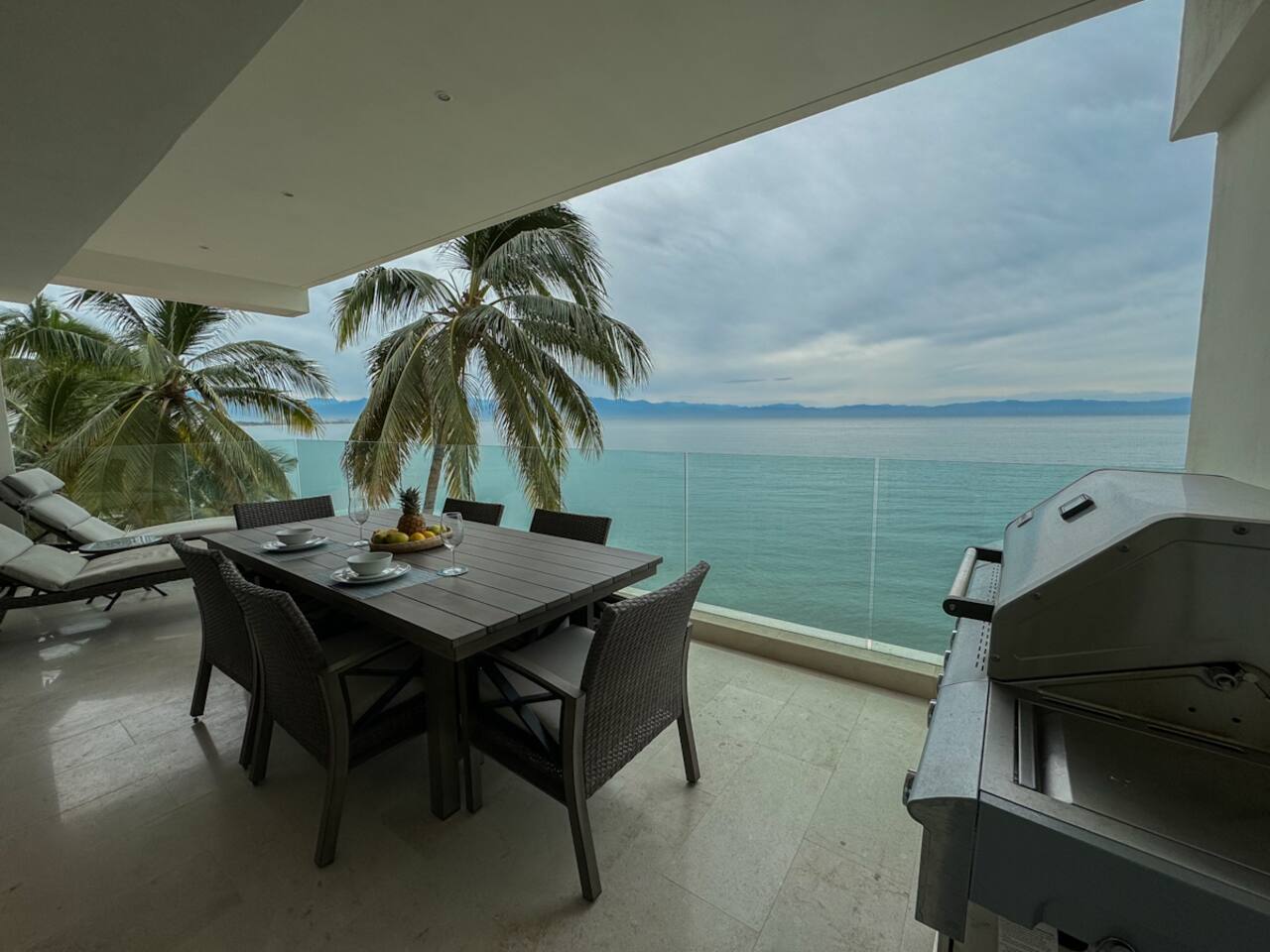 Mar Azul Beachfront Gem