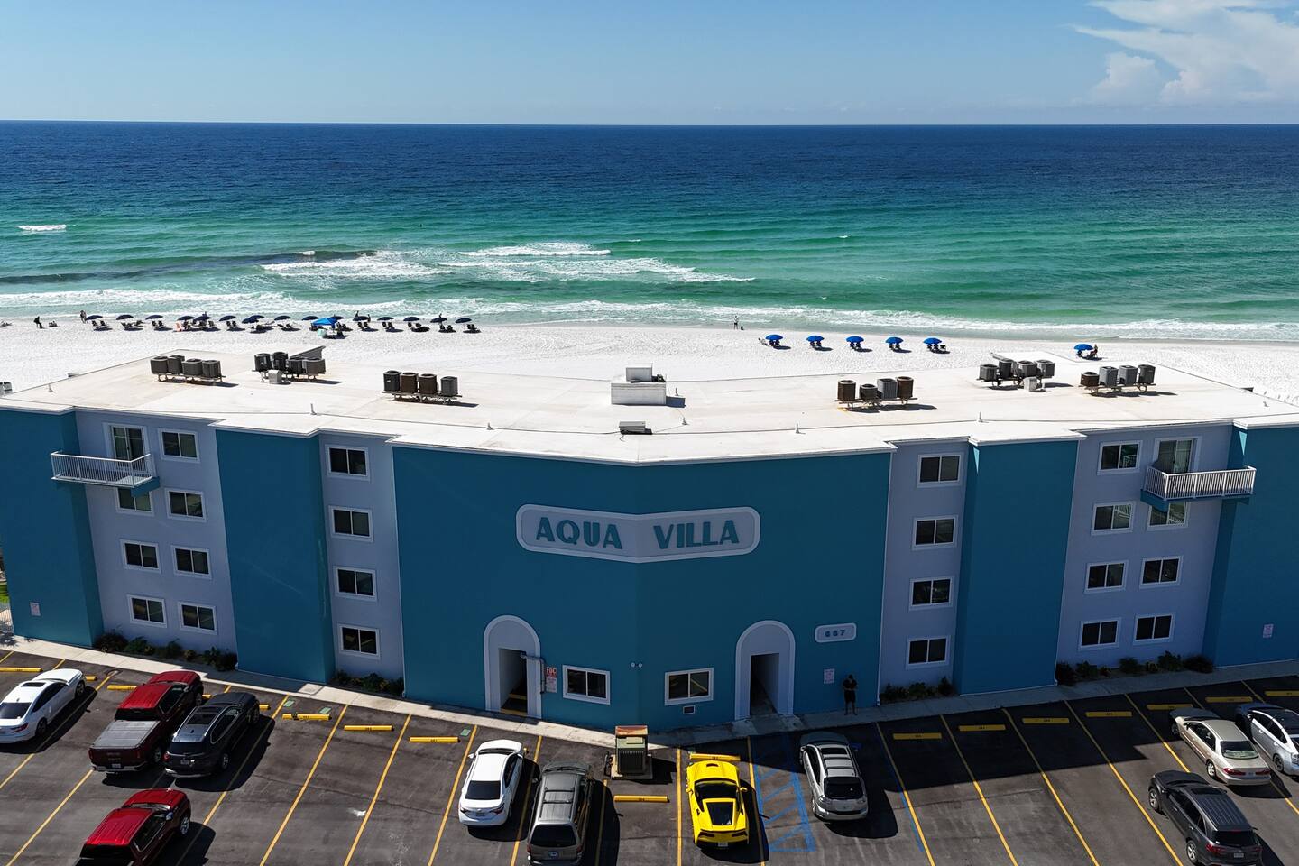 Multiday Discounts | Oceanfront | Pool | BBQ Grill | Laundry | Parking