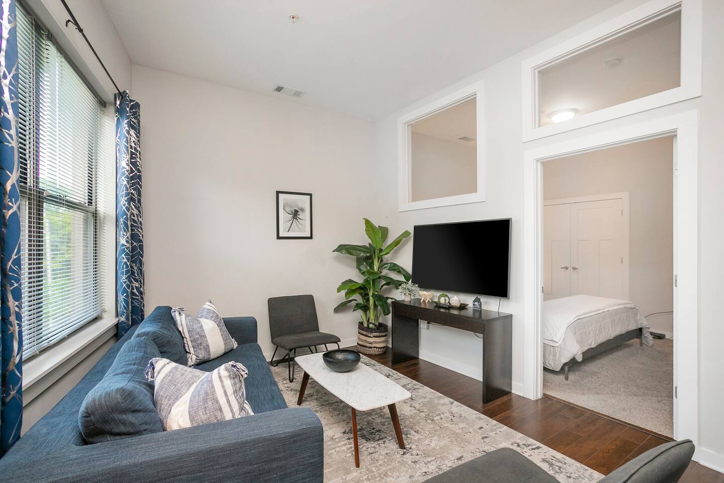 Music Row w Free Parking | Close to University