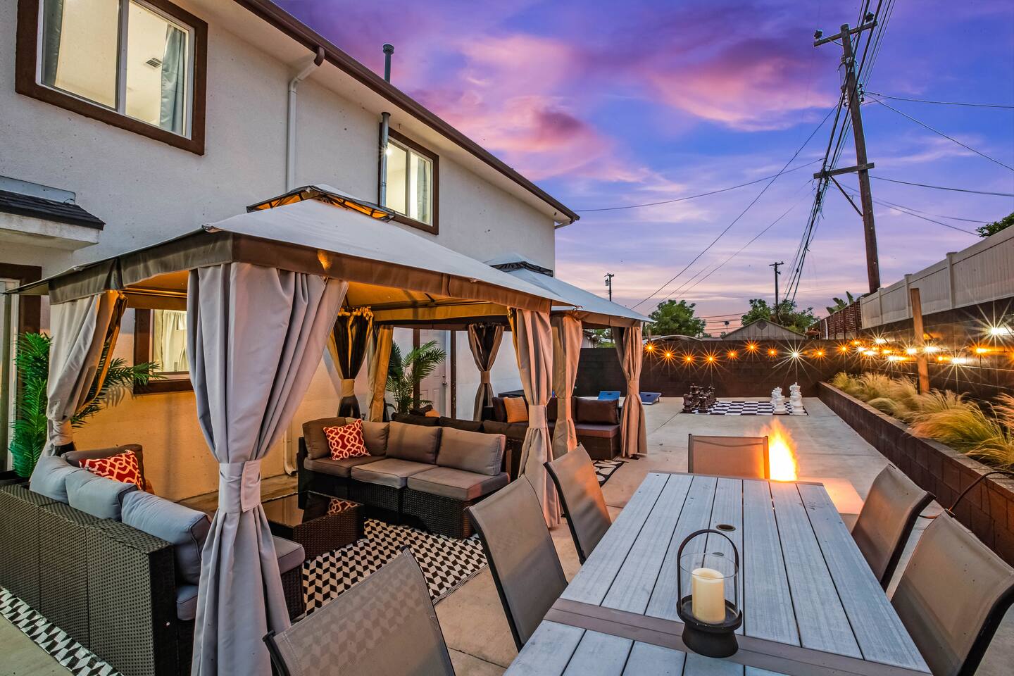 Cozy 5bd 4.5ba,Sleeps 18, Close to Disney& Beaches