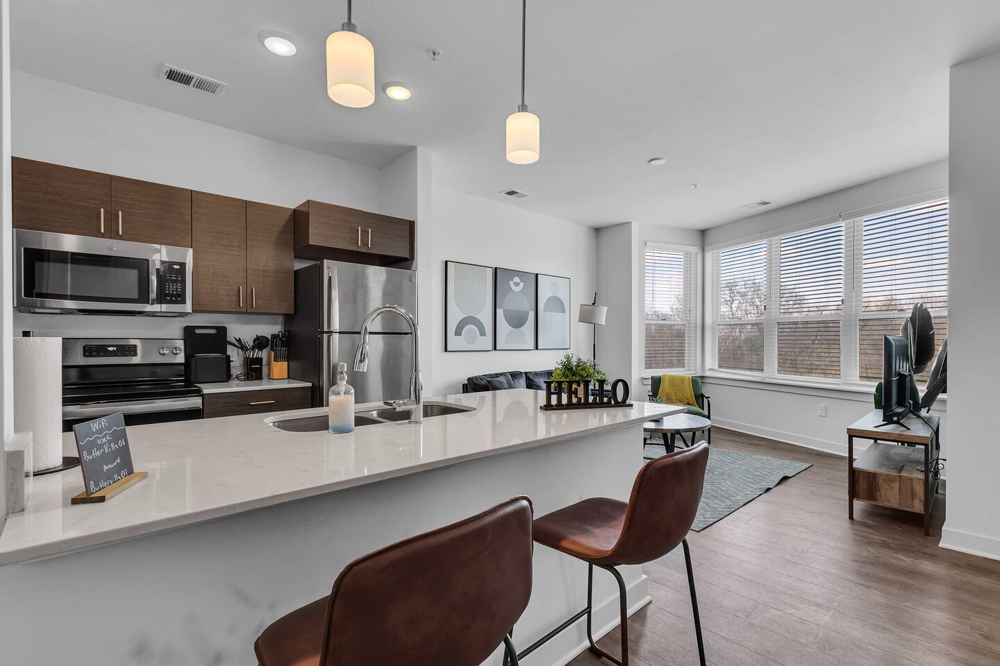 Broad Ripple Flat on Monon Trail/ Free Parking