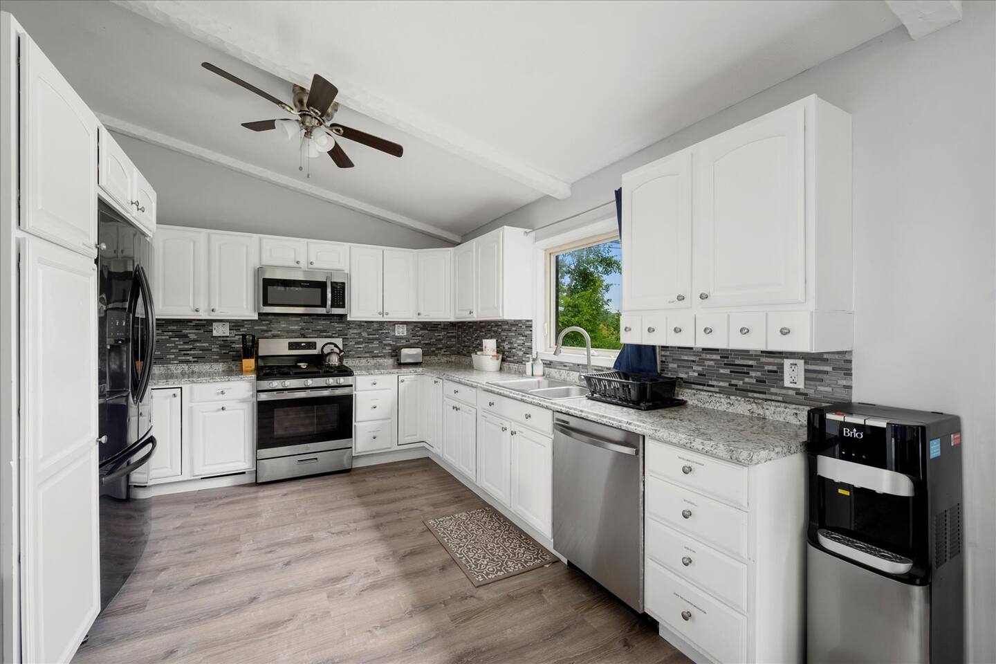 Lake Ontario Beachfront Retreat | House 2