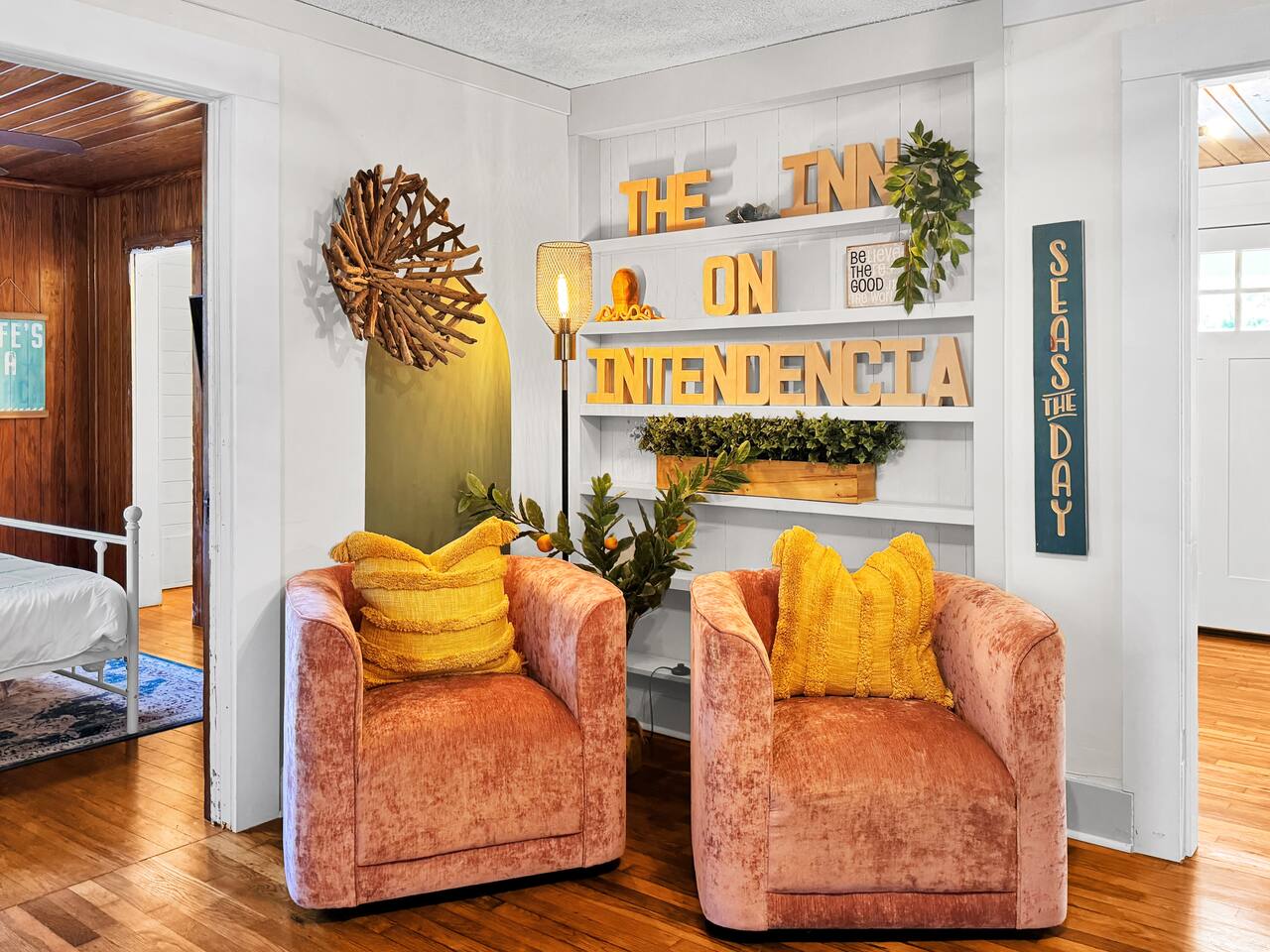 5 min to Downtown | Private Patio w/ Grill