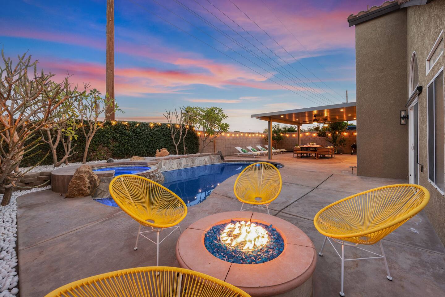 Private Home in Indio | Firepit | Spa | BBQ | Pool