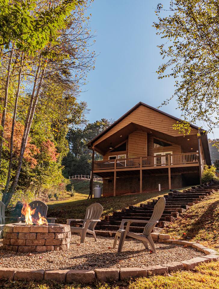 Sleepy Oak Cabin