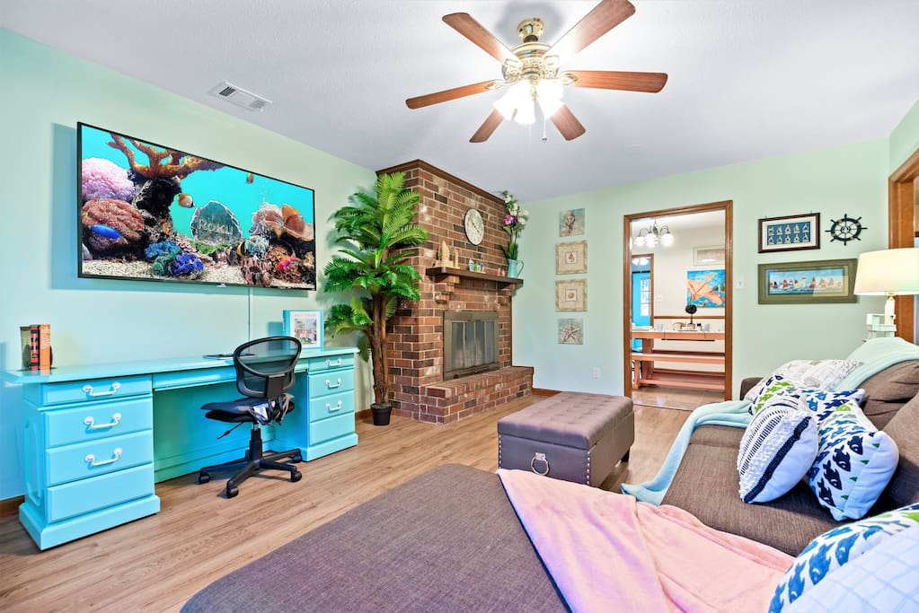 1st Floor - Big Backyard - Bonfires - 65"TV Duplex