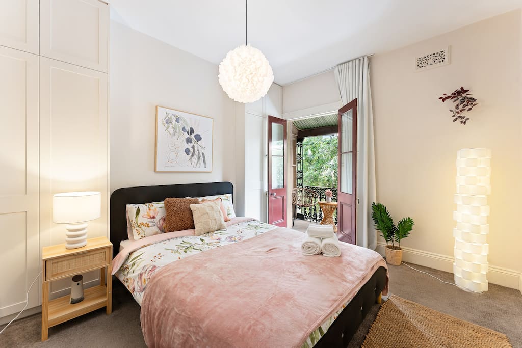 CBD Luxury Stay - Steps from Opera House & Wynyard