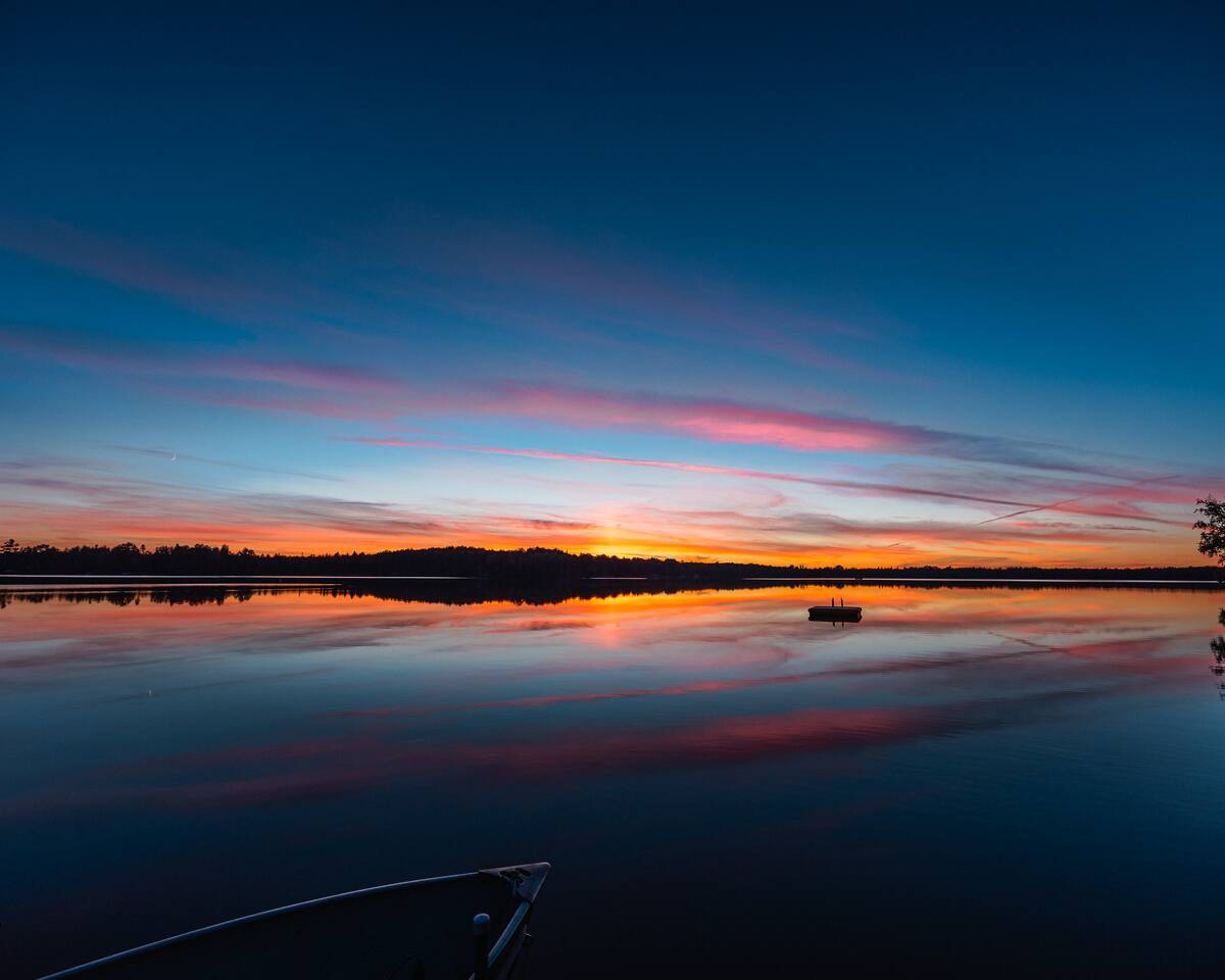 *Updated* Rustic Lakefront Retreat in Northwoods