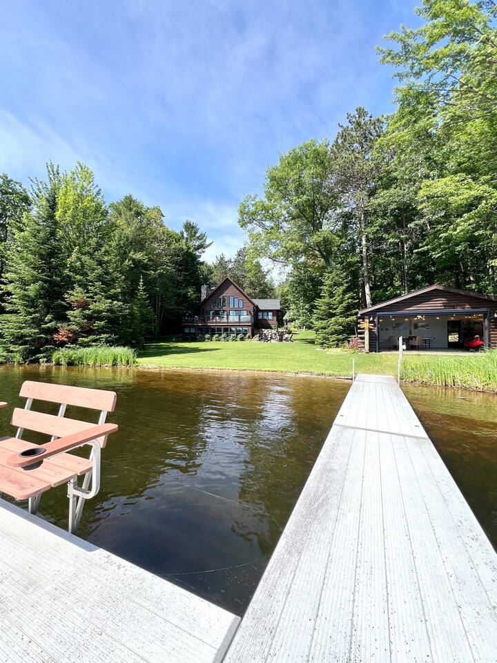 Bonus Outdoor Space! On MW Chain of Lakes!