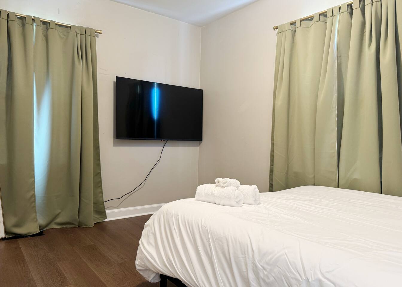 Spring Street Suites