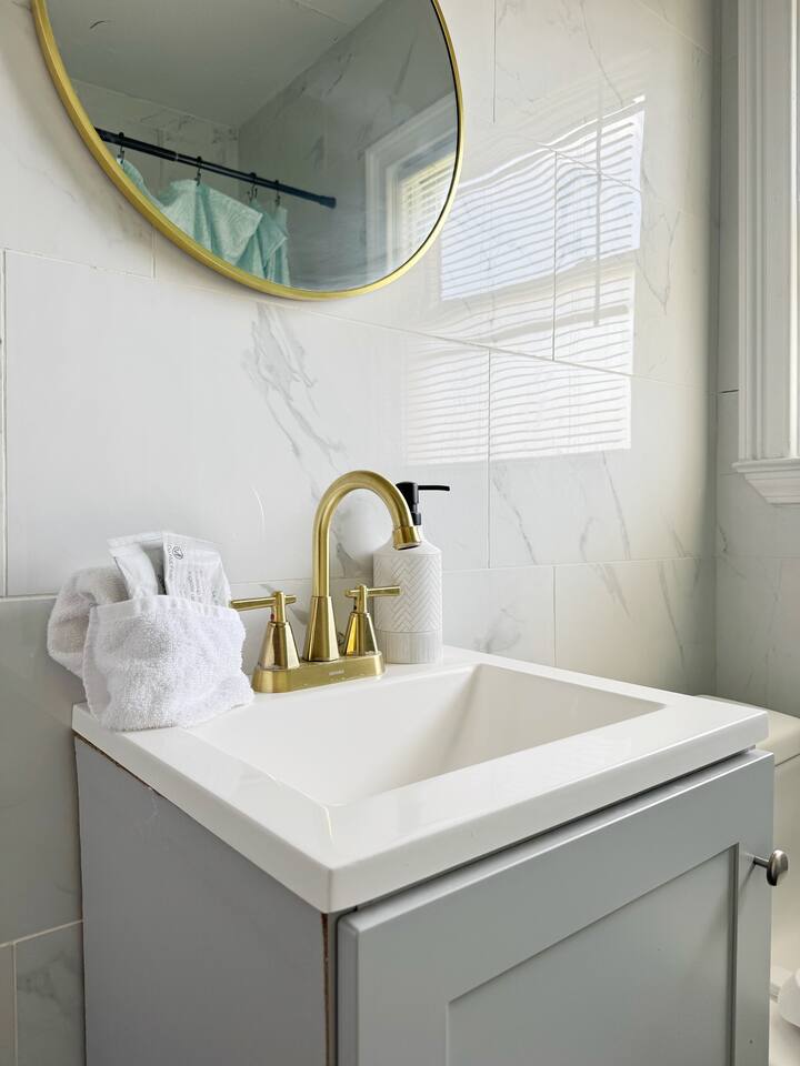 Spring Street Suites