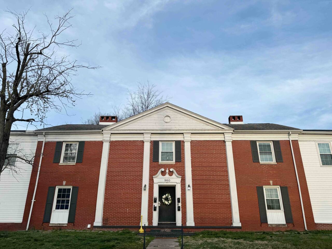 Spring Street Suites