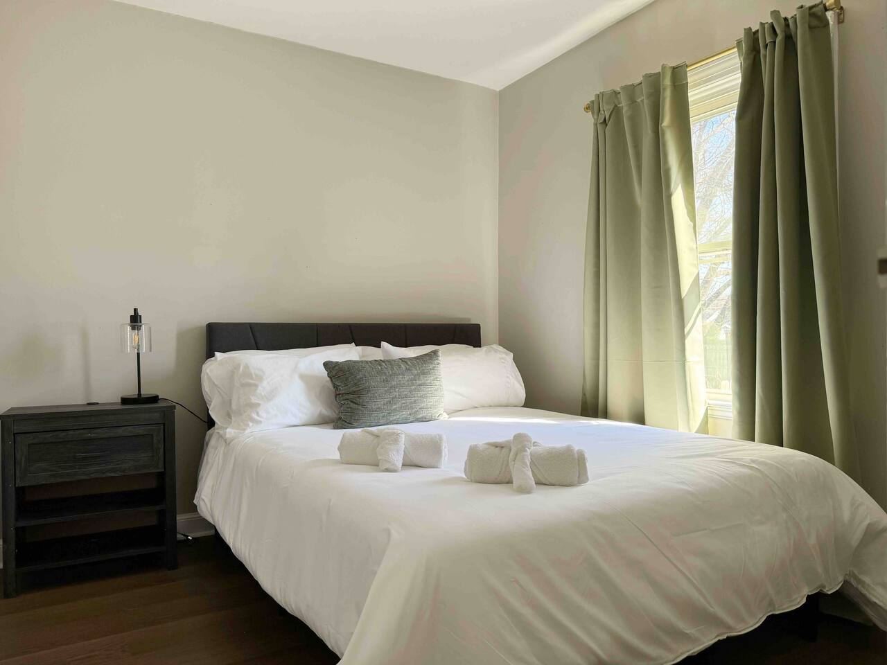 Spring Street Suites