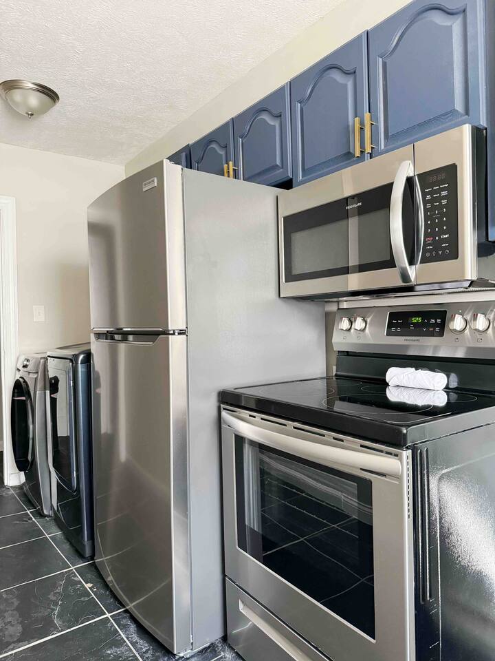 Spring Street Suites