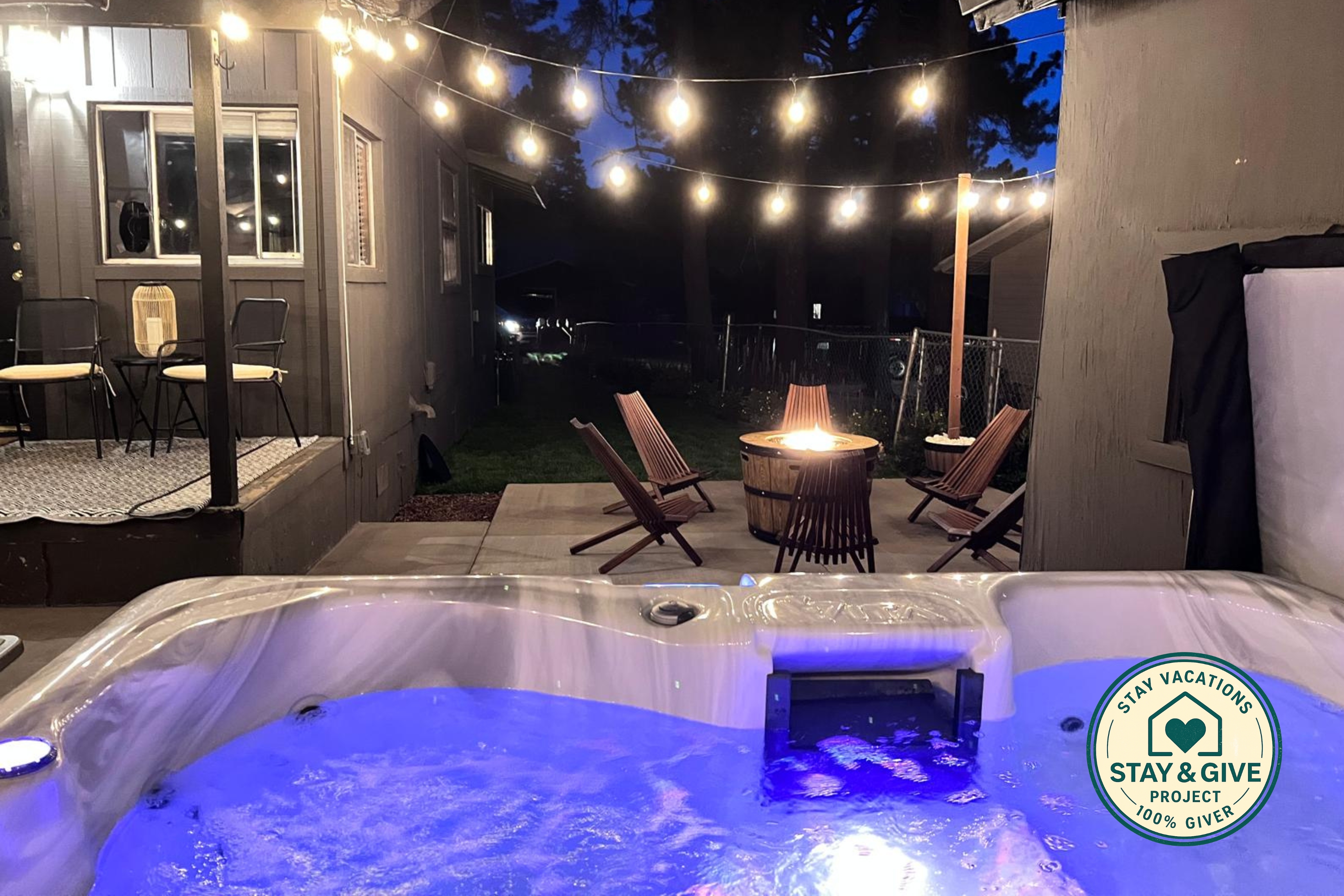 Flagstaff Cabin • Hot Tub, Fire Pit + Pet Friendly