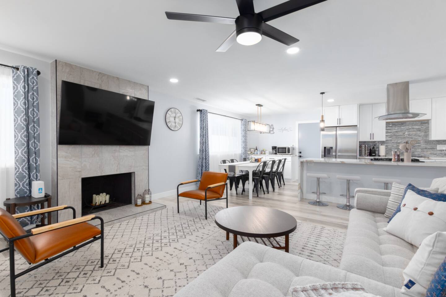 Pet-Friendly SoCal Retreat Near Beach (3BD 2BA)