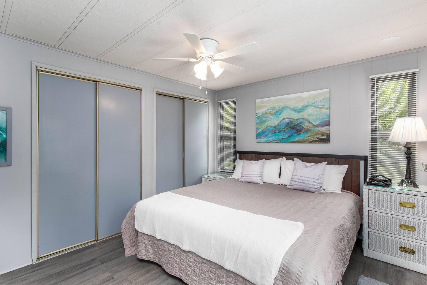 Pet friendly W/fenced yard, Monthly Discounts!