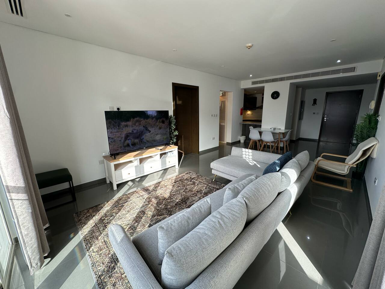 Siraj Cozy 5 mins Airport