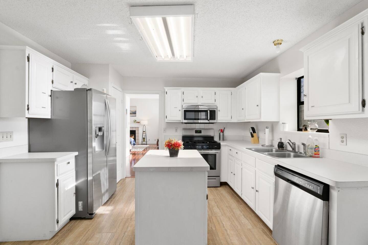 Large Private Backyard | Parking | Cozy King Bed