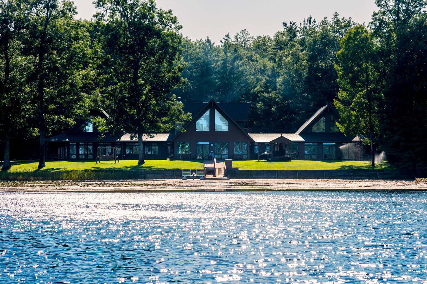 Lakefront Lodge Africa Wing