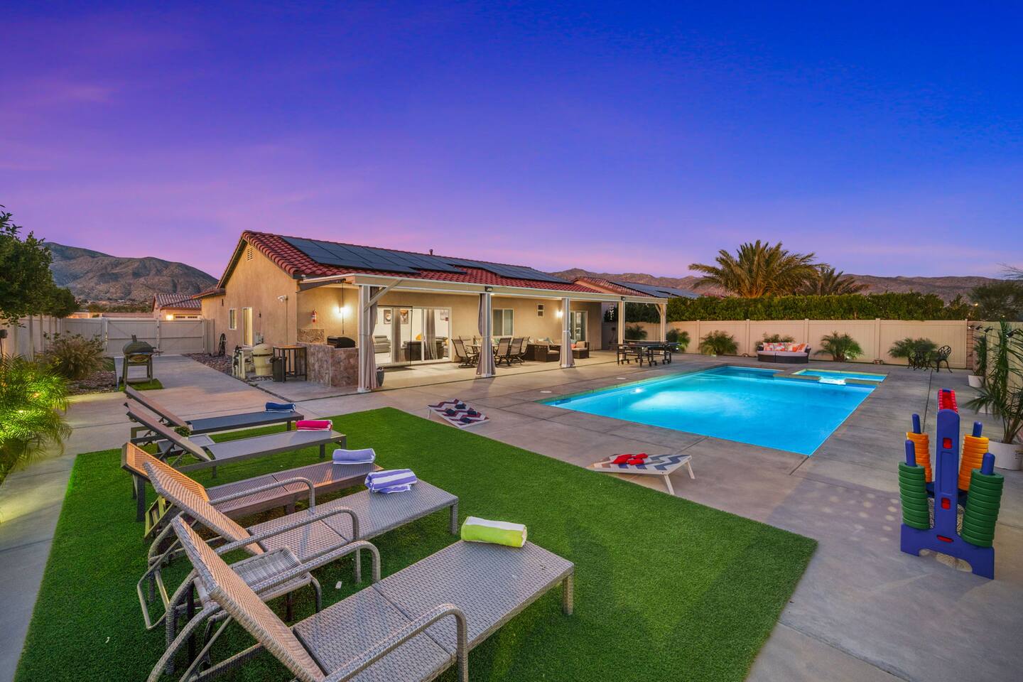 Views, Gameroom, Saltwater Pool & Hot tub, Firepit