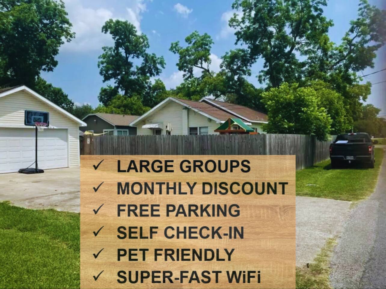 Spacious 5BRs for Rent in Groves!