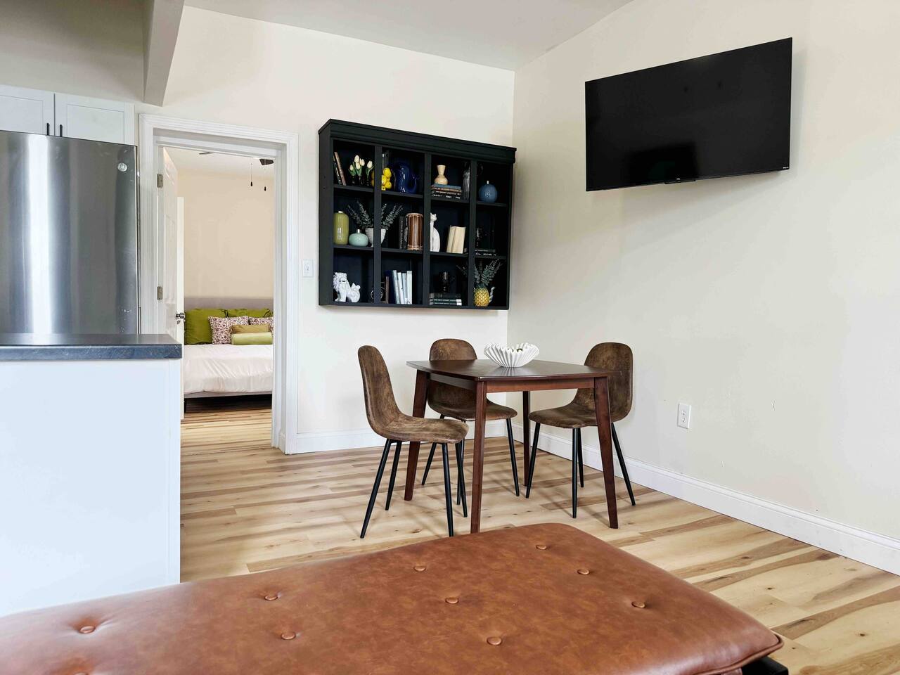 The Cardinal 810 A | KING 1BD/1BA Apt